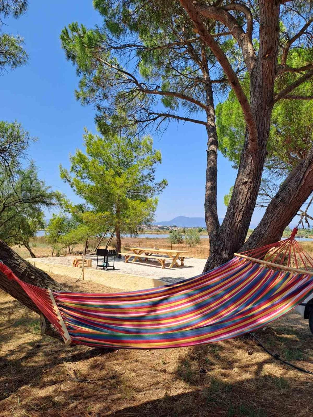 Corfu Lake House 卡诺尼 外观 照片